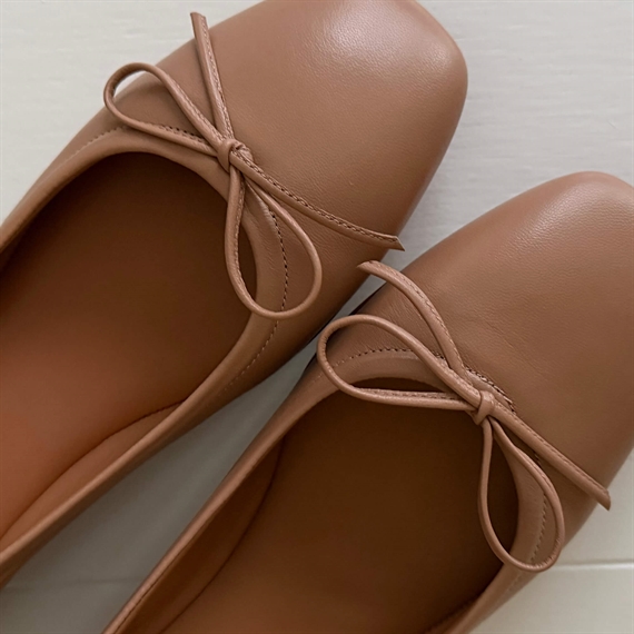 Billi Bi A8059 Ballerina Pumps, Beige Nappa 